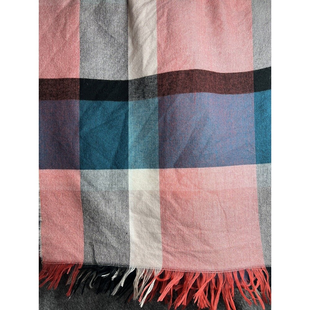 NWT Old Navy Long Flannel Blanket Scarf Wrap Shawl Pashmina Tartan Multicolor